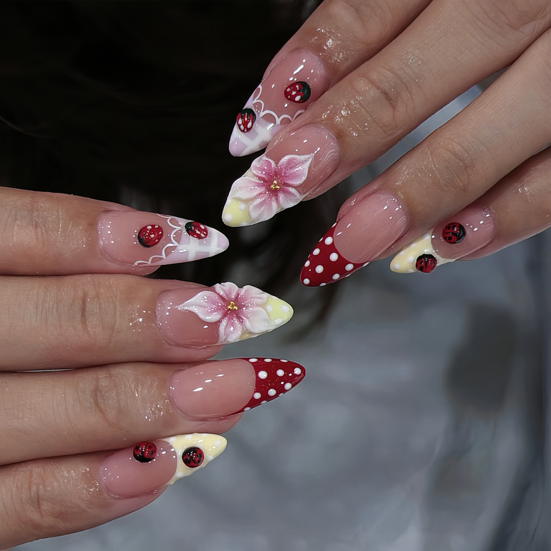 Berry Kiss press-on nails