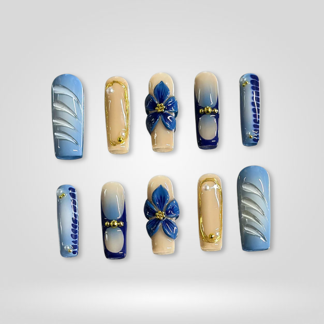 Ocean Petal press-on nails