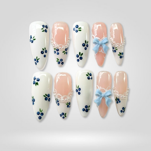 Blueberry Bow