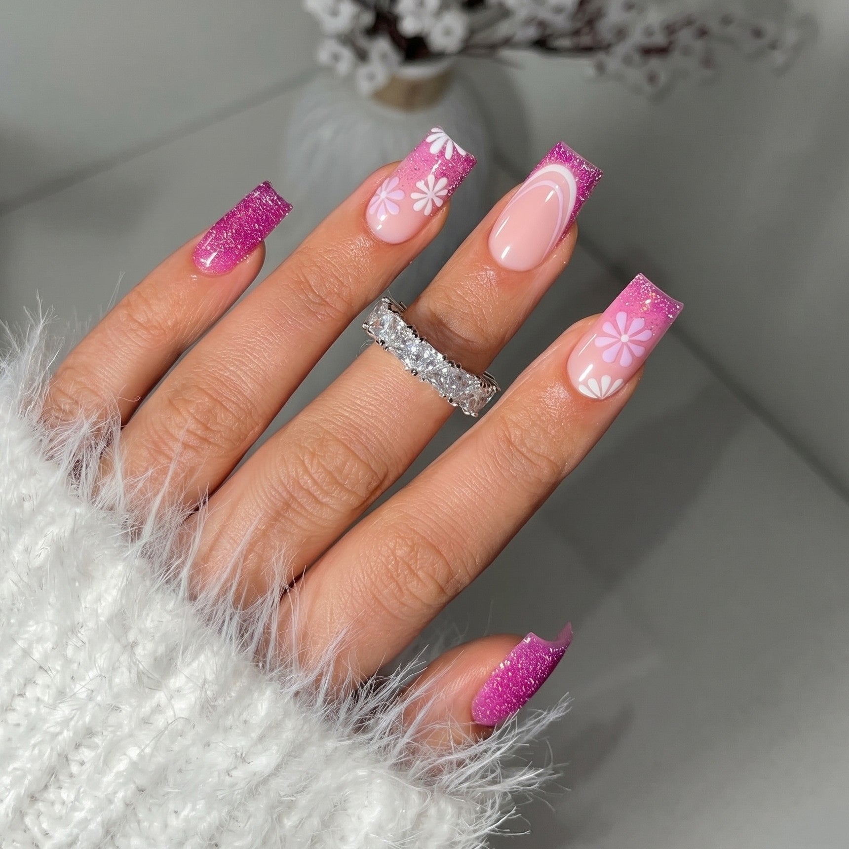 Glitter Luxe press-on nails
